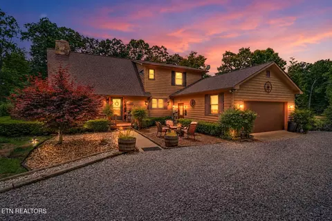 1072 Belmont Dr, Monterey, TN 38574