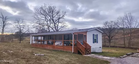 5478 Hwy 131, Washburn, TN 37888