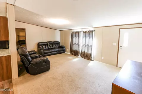 287 Pleasant View Loop, Clinton, TN 37716 photo 9