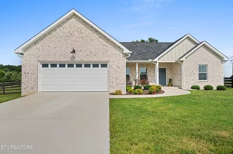 4033 Winter Haven Dr, Cookeville, TN 38501