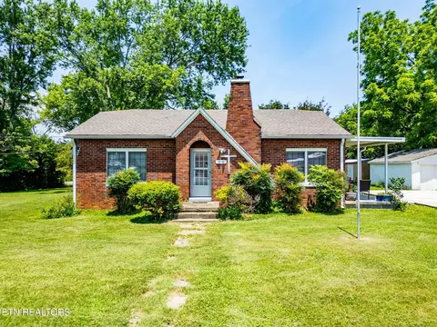313 Locust St, Englewood, TN 37329