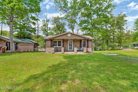 56 Linger Lake Ln, Crossville, TN 38571