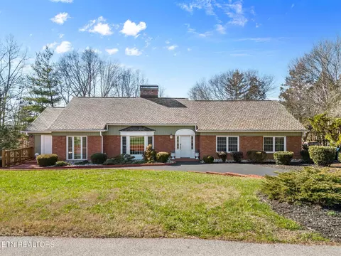 1448 Darbee Dr, Morristown, TN 37814
