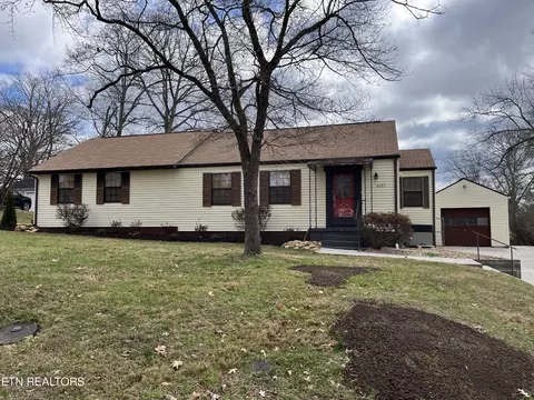 4602 Wren Dr, Knoxville, TN 37918