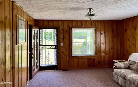 9814 Emory Rd, Corryton, TN 37721 photo 8