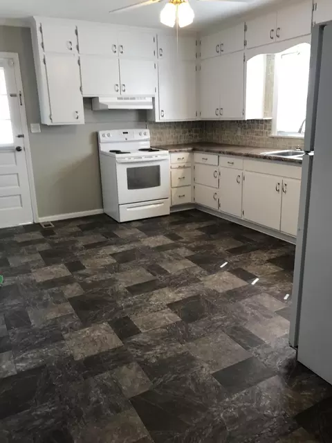 9510 Emory Rd, Corryton, TN 37721 photo 10