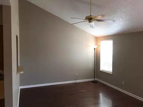 7909 Eldin Way, Powell, TN 37849 photo 3