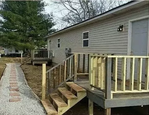 111 Creamery St, Mcminnville, TN 37110