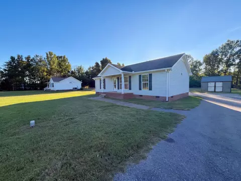 205 Woods Rd, Portland, TN 37148