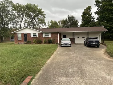 609 Zinnia Dr, Clarksville, TN 37042