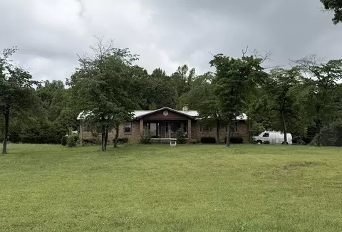 259 Locke Bend Rd, Mcminnville, TN 37110