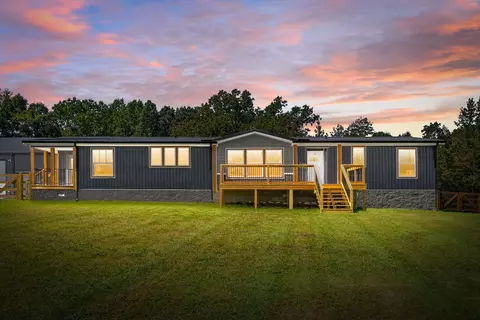 160 Waldon Rd, Cumberland City, TN 37050