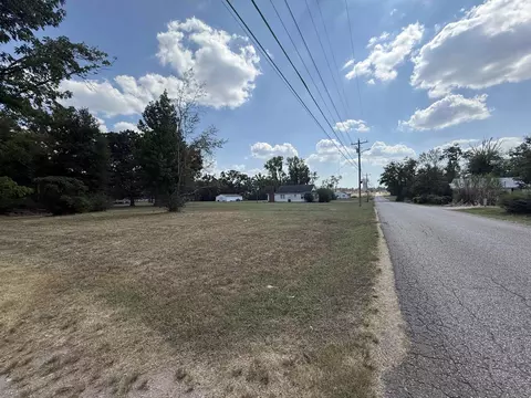 250 Shell St, Savannah, TN 38372