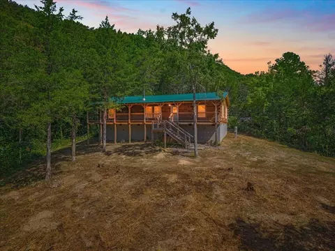 468 County Rd, Englewood, TN 37329