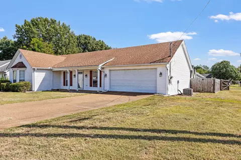 Exterior - 40 Glenhurst Dr, Jackson, TN 38305 photo 2 of 5