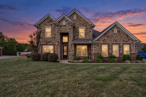 804 Topaz Dr, Murfreesboro, TN 37128