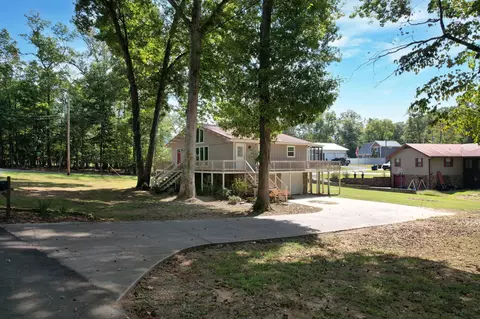 374 Marina Hills Cir NW, Charleston, TN 37310