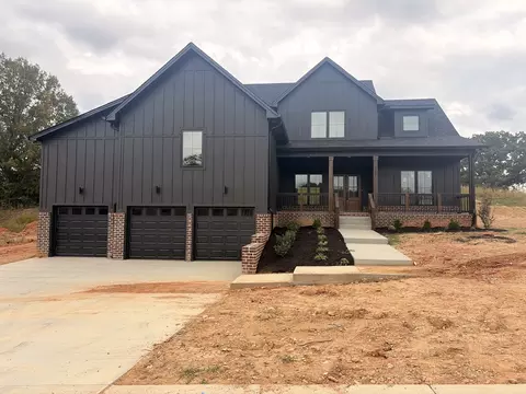 1381 Rooster Ridge Rd, Pleasant View, TN 37146