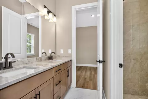 Bath - 1924 Harmony Rd, Spring Hill, TN 37174 photo 3 of 8