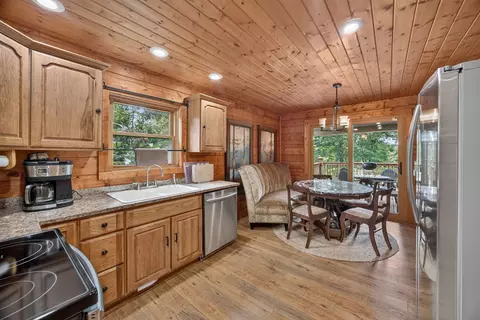 Kitchen - 142 Rayahs Way, Quebeck, TN 38579 photo 3 of 3
