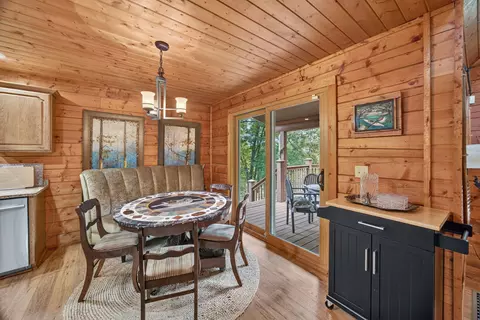 Dining - 142 Rayahs Way, Quebeck, TN 38579 photo 1 of 1
