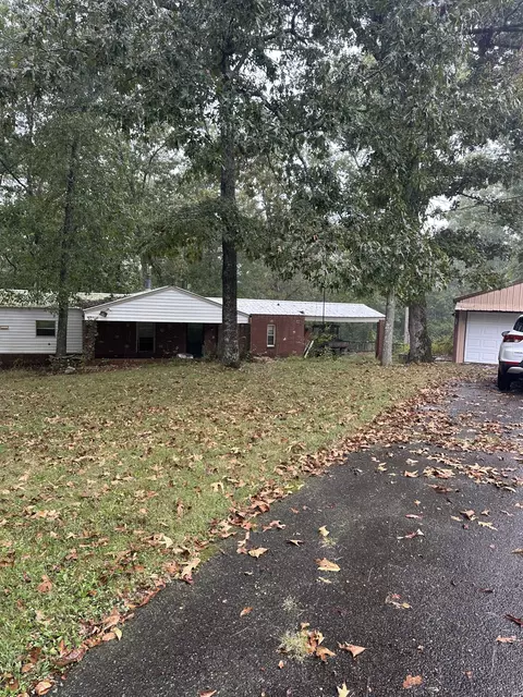151 Wilson Cemetery Rd, Big Sandy, TN 38221