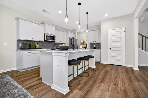 Kitchen - 4924 Locklear Ln, Apison, TN 37302 photo 3 of 5