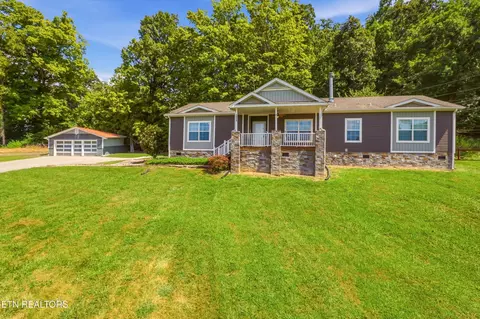 3926 Roberts Rd, Corryton, TN 37721