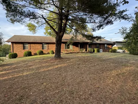 3068 Joe Dowlen Rd, Pleasant View, TN 37146
