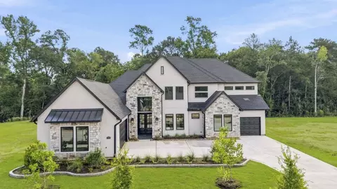 104 Hyde Park Trl, College Grove, TN 37046