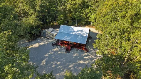 6095 Old Highway 13, Hurricane Mills, TN 37078