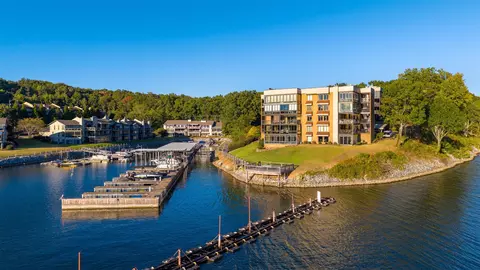 4346 Lakeshore Ln #204, Chattanooga, TN 37415