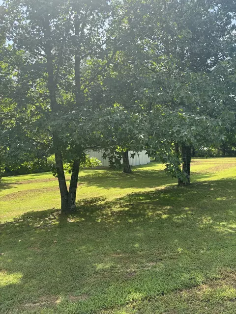Exterior - 985 Ccc Rd, Mcewen, TN 37101 photo 7 of 12