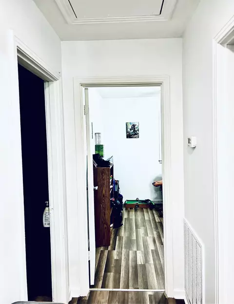Entry Way - 985 Ccc Rd, Mcewen, TN 37101 photo 1 of 1