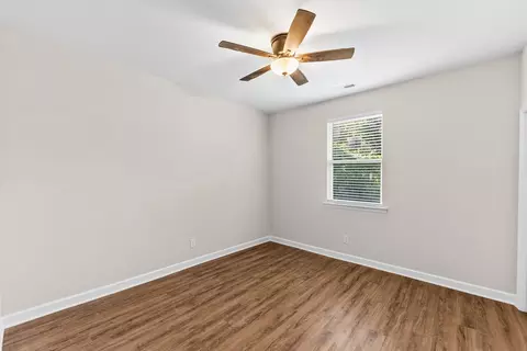 Bedroom - 556 E Vine St, Murfreesboro, TN 37130 photo 2 of 5