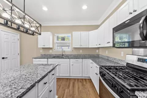 Kitchen - 556 E Vine St, Murfreesboro, TN 37130 photo 3 of 3