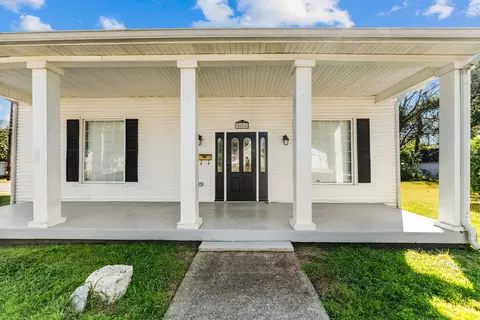 Exterior - 556 E Vine St, Murfreesboro, TN 37130 photo 2 of 3