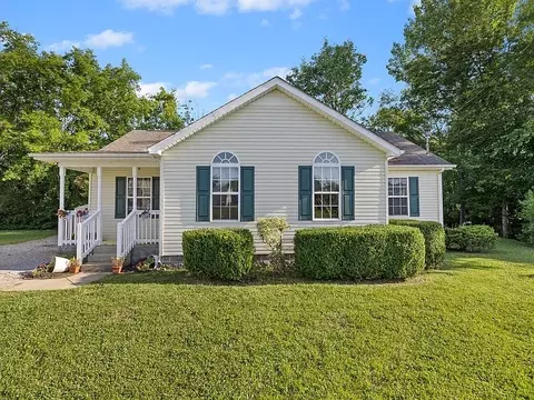 111 Daytona Ln, Shelbyville, TN 37160