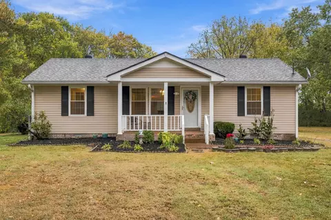 1593 Winding Way Cir, Gallatin, TN 37066