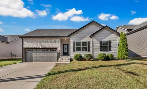 256 Azalea Dr, Oak Grove, KY 42262