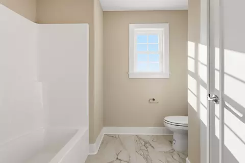 Bath - 5605 Sinclair St, Murfreesboro, TN 37127 photo 5 of 5