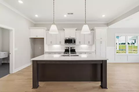 Kitchen - 5605 Sinclair St, Murfreesboro, TN 37127 photo 3 of 5