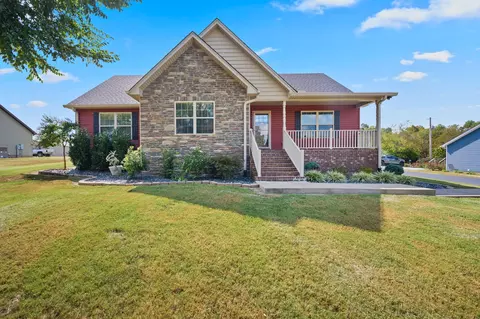 336 Clyde Wix Rd, Westmoreland, TN 37186