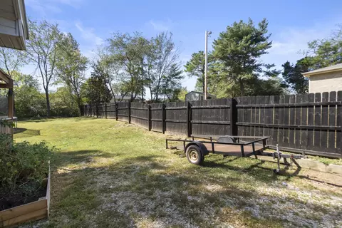 Exterior - 103 Mae Cir, Dickson, TN 37055 photo 7 of 10