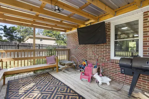 Exterior - 103 Mae Cir, Dickson, TN 37055 photo 3 of 10