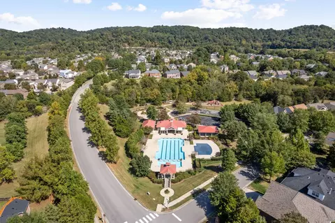 6042 Mill Tree Ct, Nashville, TN 37221