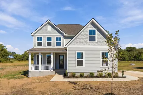 1439 Charles Dr, Chapel Hill, TN 37034