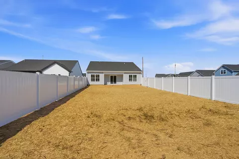 Exterior - 2012 Northwind Ct, Cedar Hill, TN 37032 photo 7 of 10