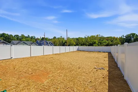 Exterior - 2012 Northwind Ct, Cedar Hill, TN 37032 photo 8 of 10