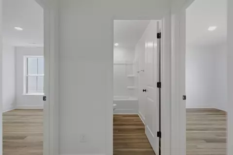 Entry Way - 2012 Northwind Ct, Cedar Hill, TN 37032 photo 2 of 3